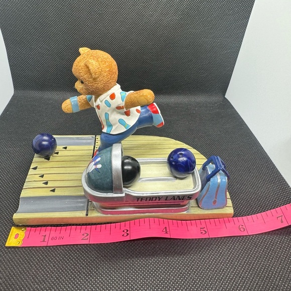 Teddy Lanes Collection Figure Faithful Fuzzies ALL In Delivery Bowling Bowl Cute - Picture 8 of 9